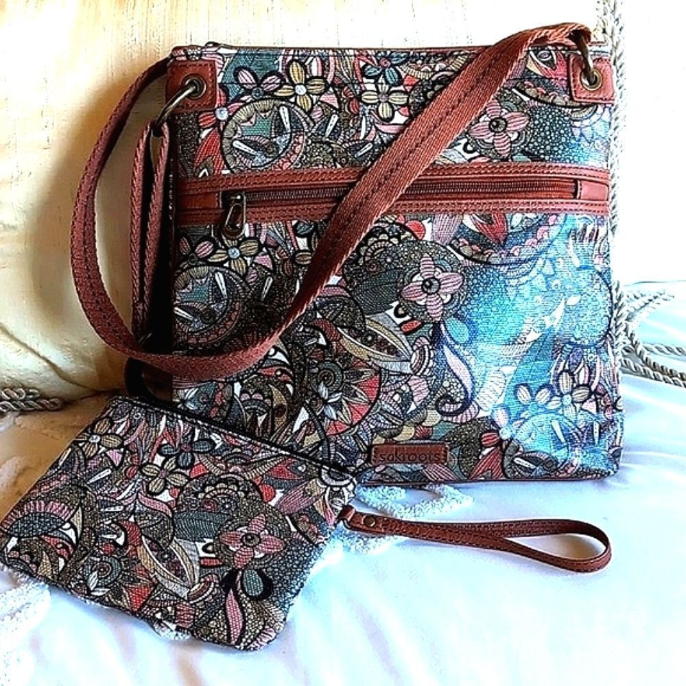 Sakroots Sienna Spirit Desert /East West Crossbody w Matching  Zip Wallet NWOT